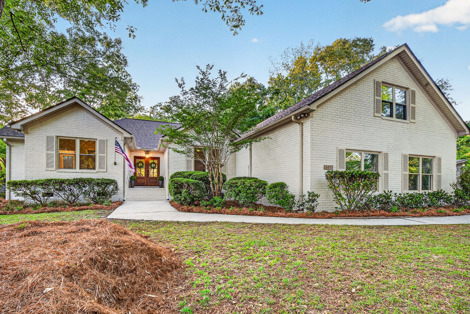 303 Ayers Circle Photo 5