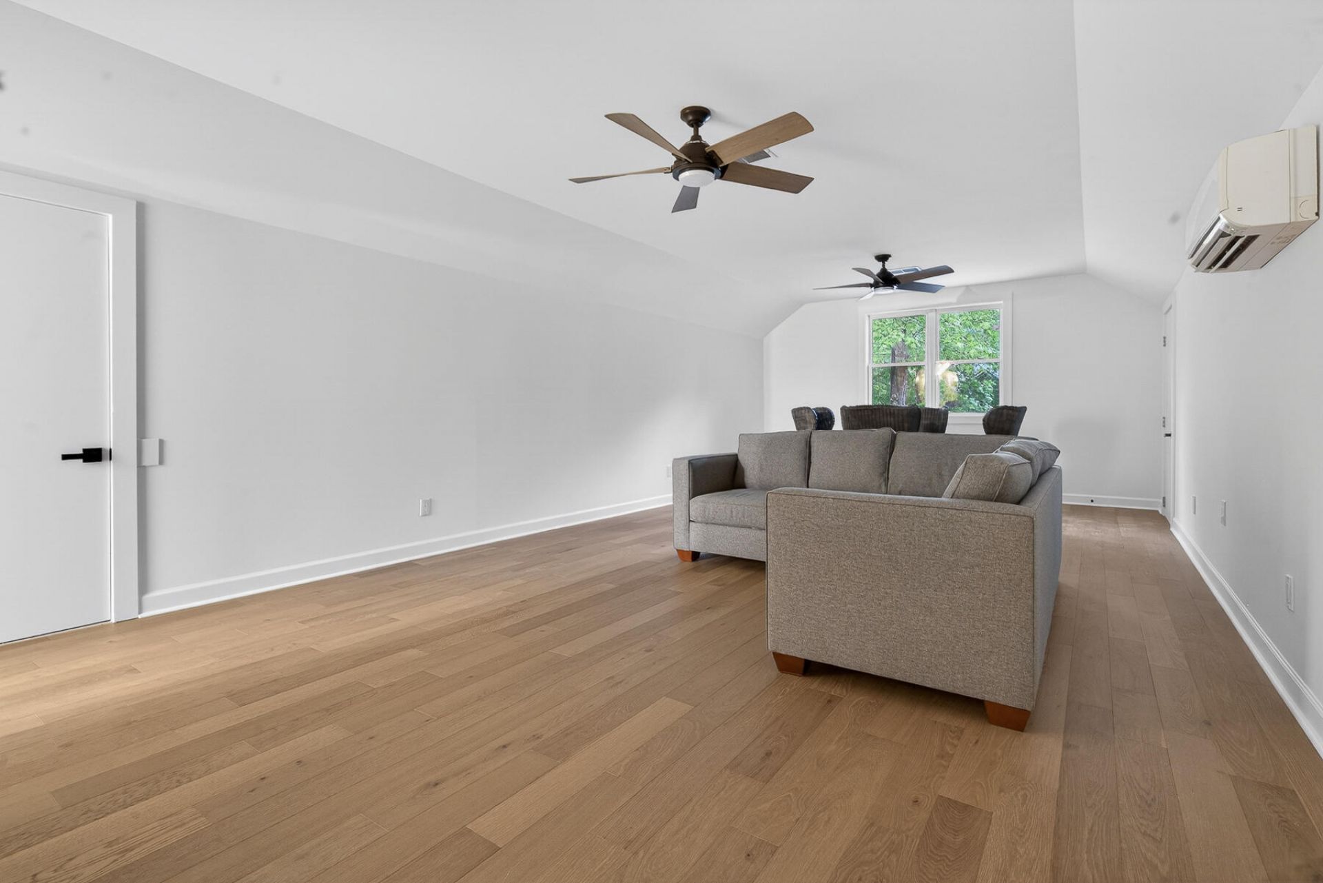 303 Ayers Circle Photo 53