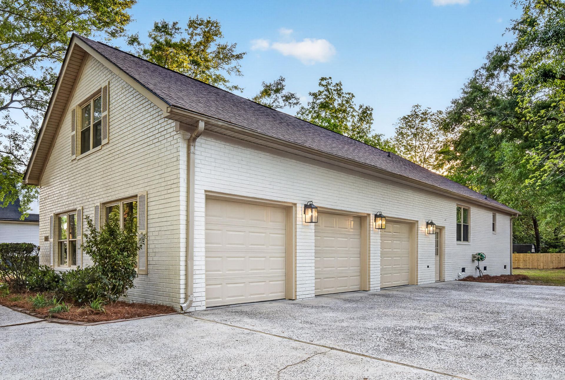 303 Ayers Circle Photo 6