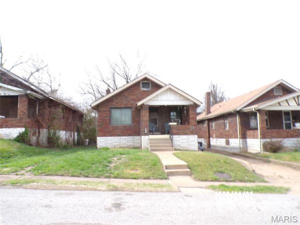 4319 Rosewood Avenue , Pine Lawn, MO 63120