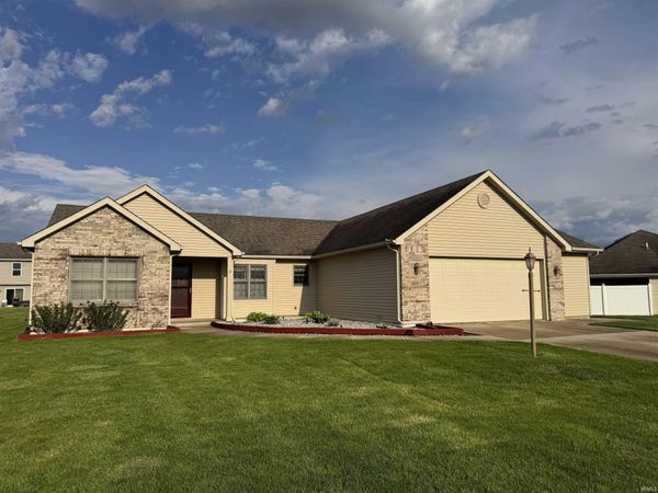 1222 Brenton Glens Drive, Fort Wayne, IN 46818