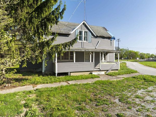 411 W Franklin Street, Delphi, IN 46923