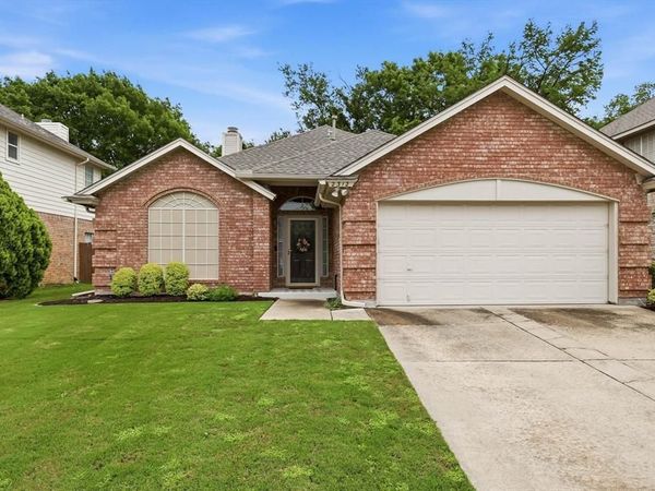 2312 Mapleleaf Lane, Flower Mound, TX 75028