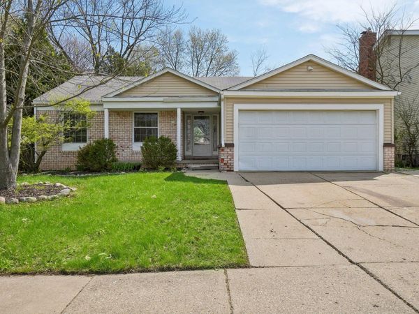 183 Fairhills Drive, Ypsilanti, MI 48197