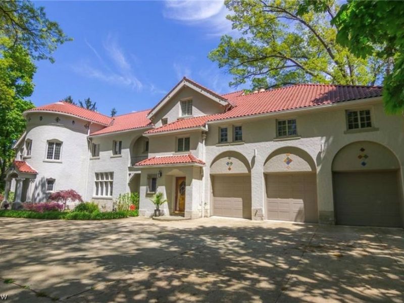 1617 Sheridan Road, South Euclid, OH 44121 Photo 1