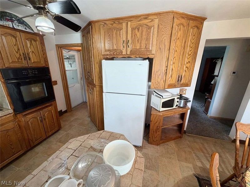 239 Fairview Street, Louisville, OH 44641 Photo 15