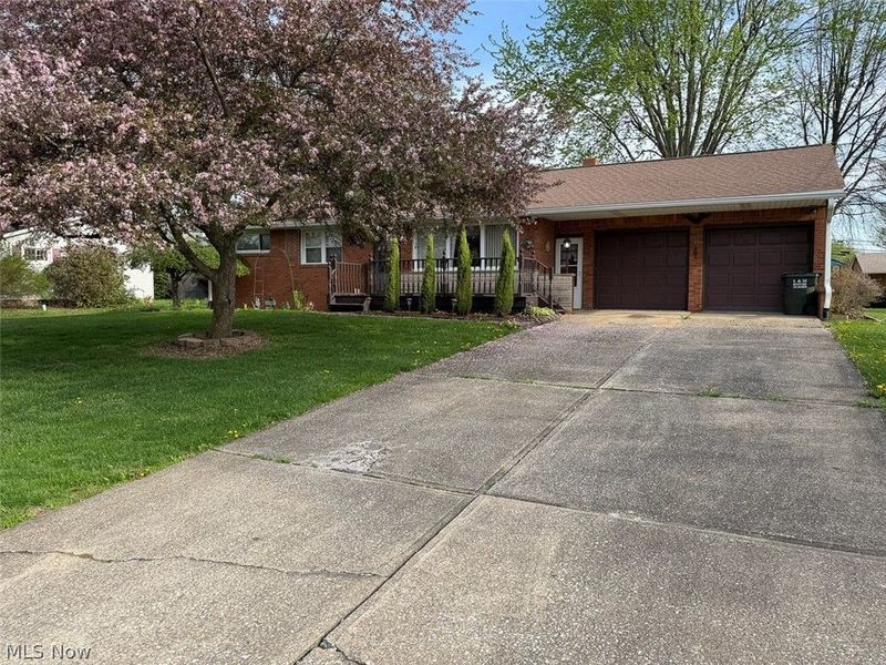 239 Fairview Street, Louisville, OH 44641 Photo 2