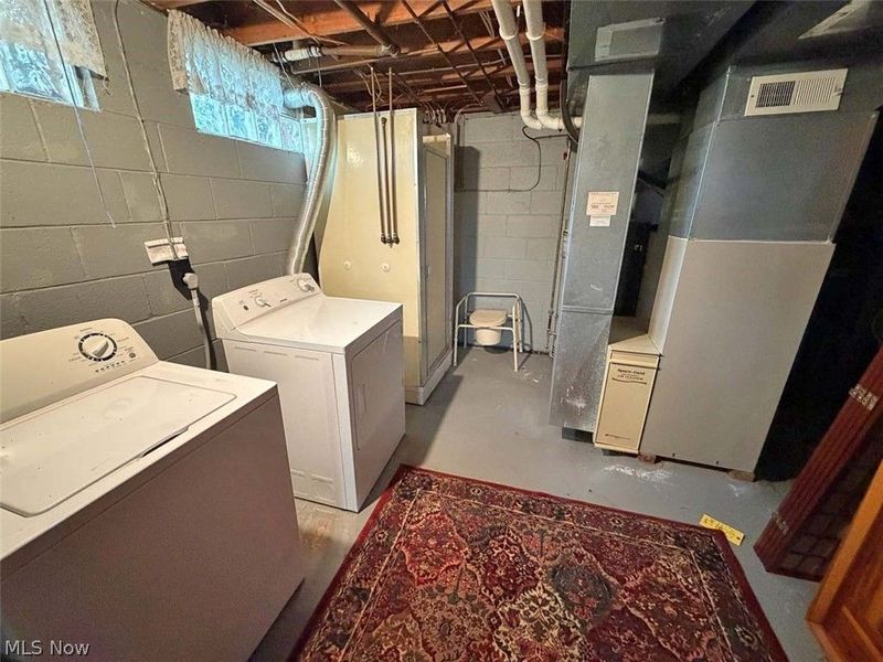 239 Fairview Street, Louisville, OH 44641 Photo 34