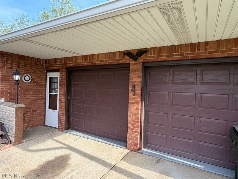 239 Fairview Street, Louisville, OH 44641 Photo 4