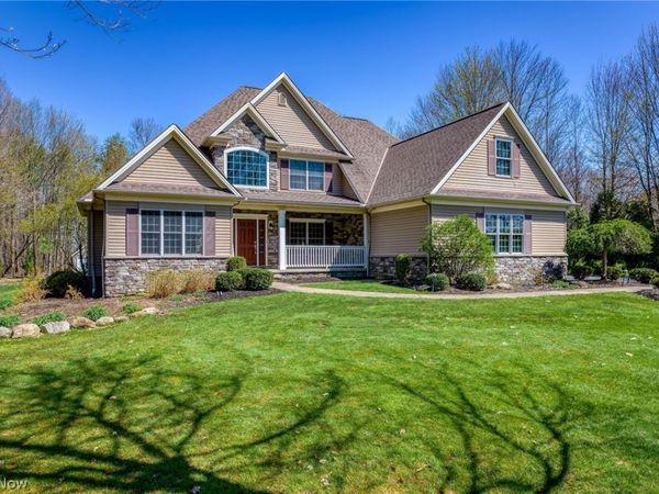 11810 Edinboro Lane , Chagrin Falls, OH 44023