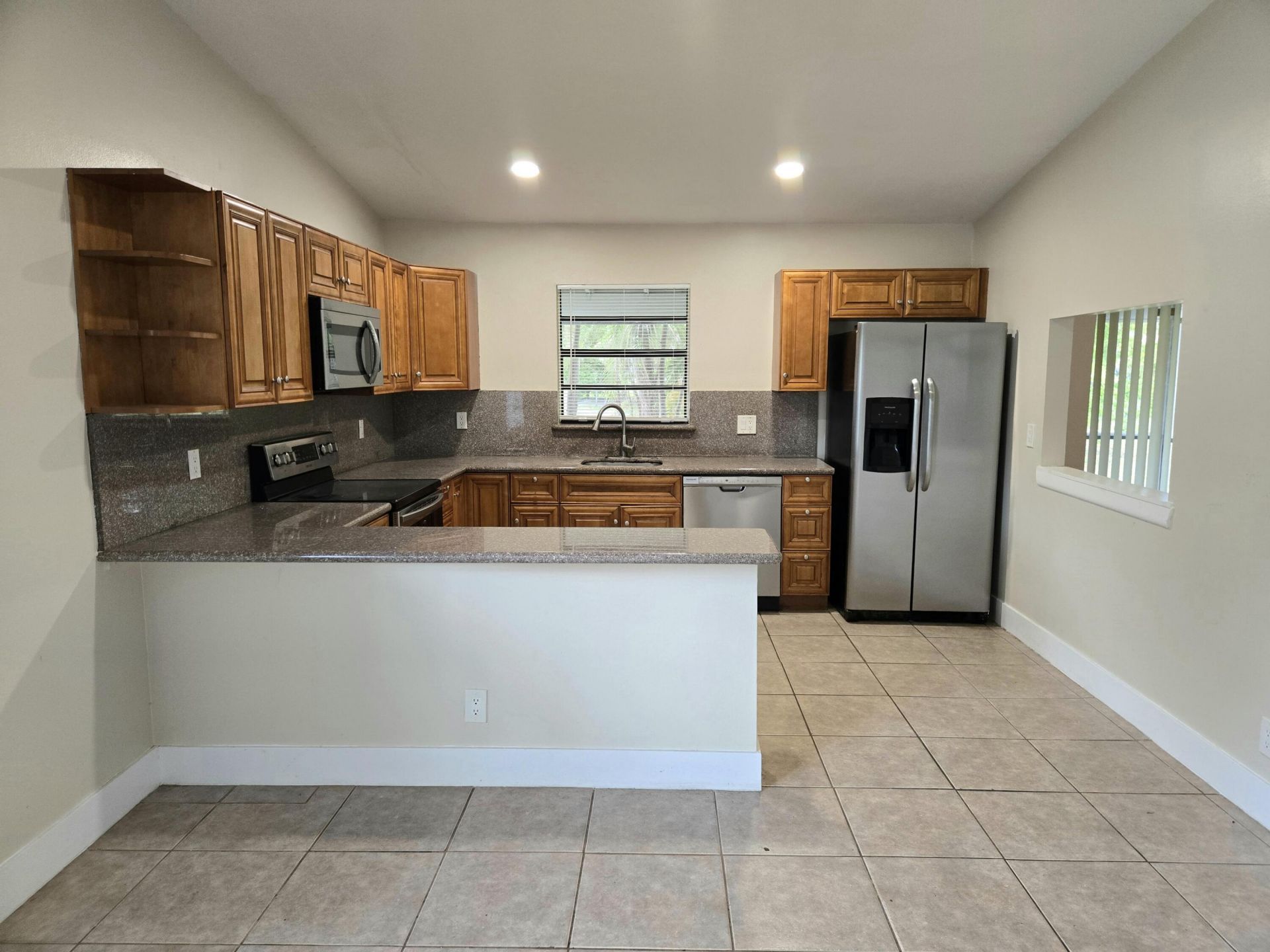 3921 NW 114th Avenue, Coral Springs, FL 33065 Photo