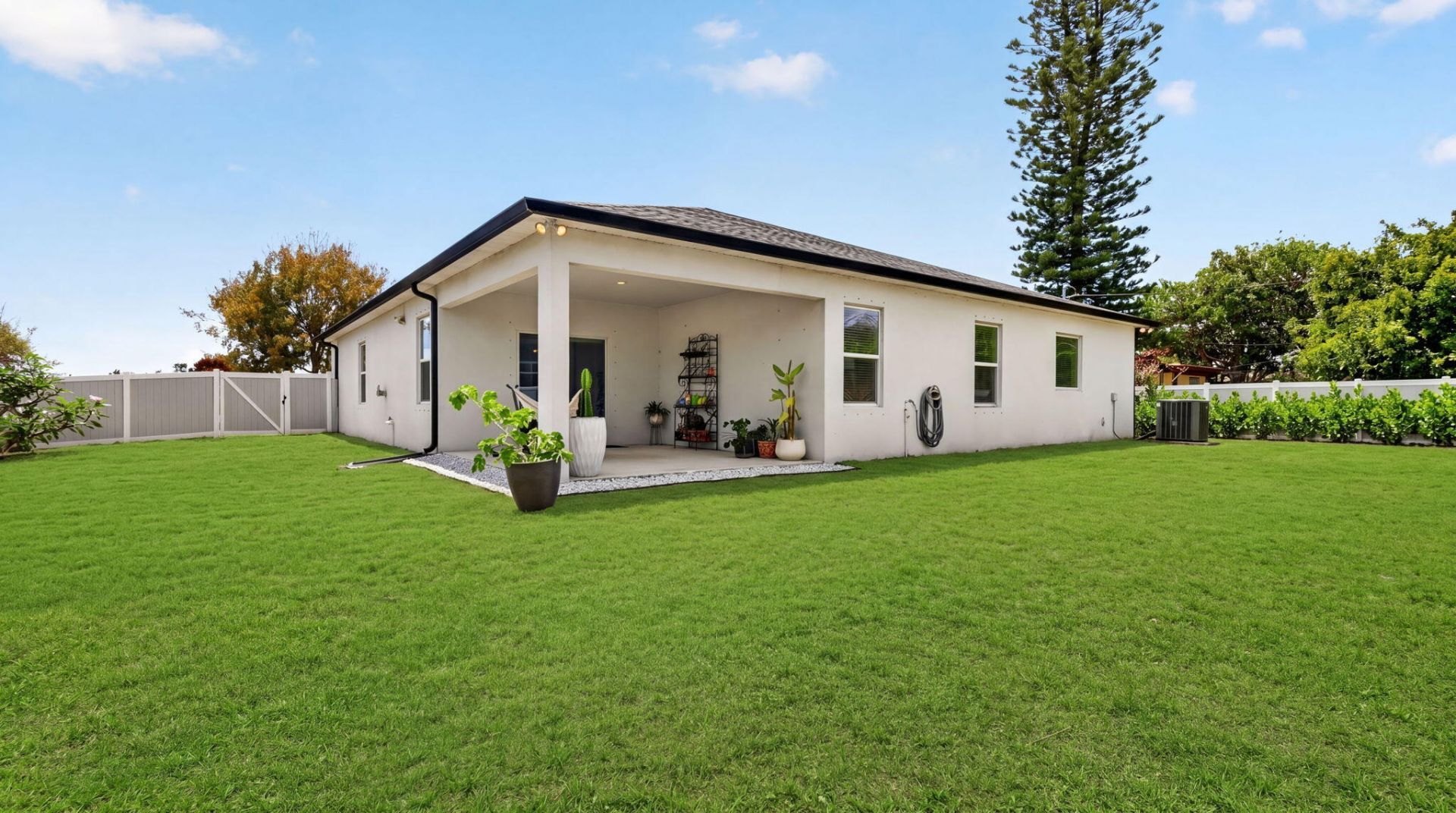 491 SE Lancaster Avenue, Port Saint Lucie, FL 34984 Photo