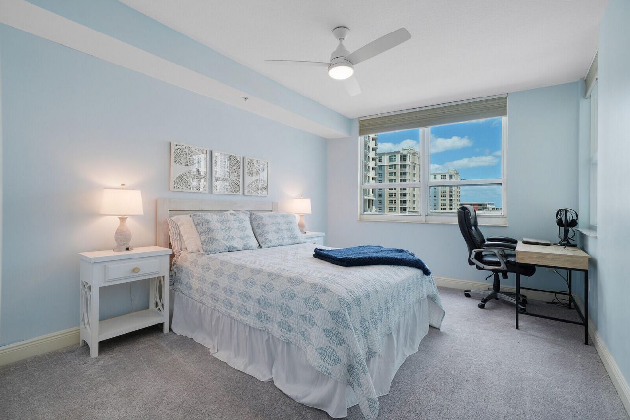 350 SE 2nd Street, Unit 860, Fort Lauderdale, FL 33301 Photo