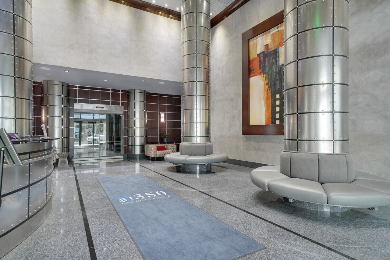 350 SE 2nd Street, Unit 860, Fort Lauderdale, FL 33301 Photo