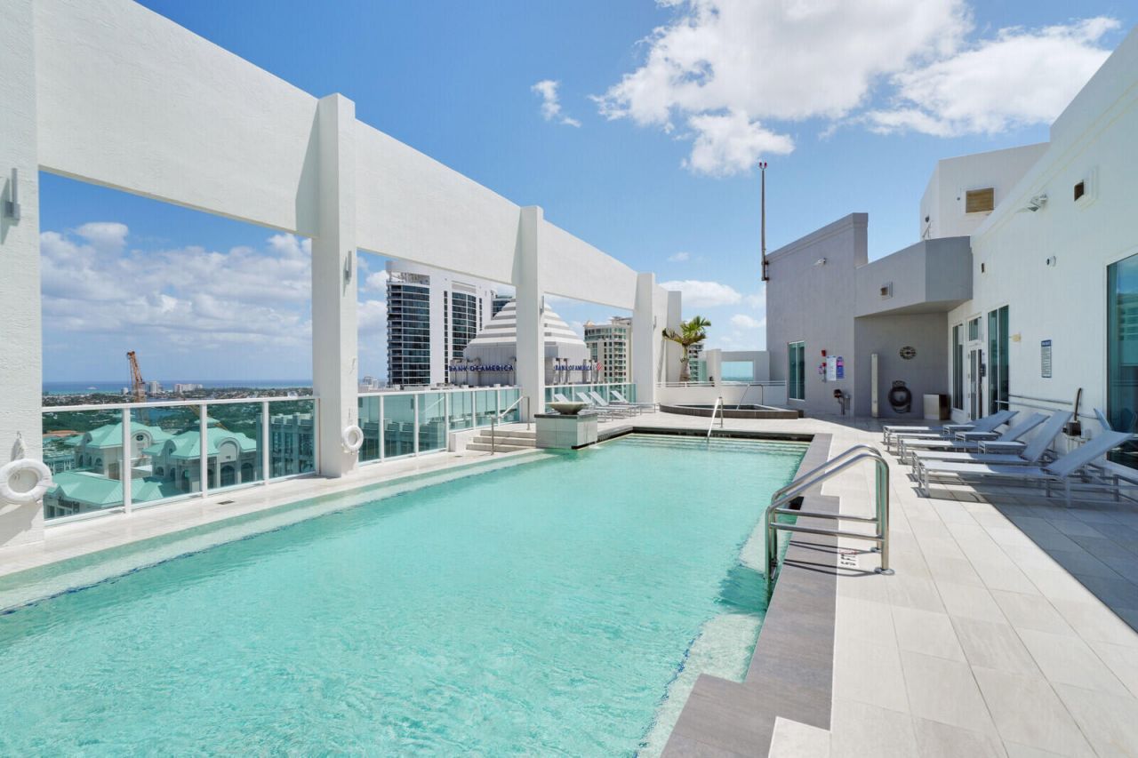 350 SE 2nd Street, Unit 860, Fort Lauderdale, FL 33301 Photo