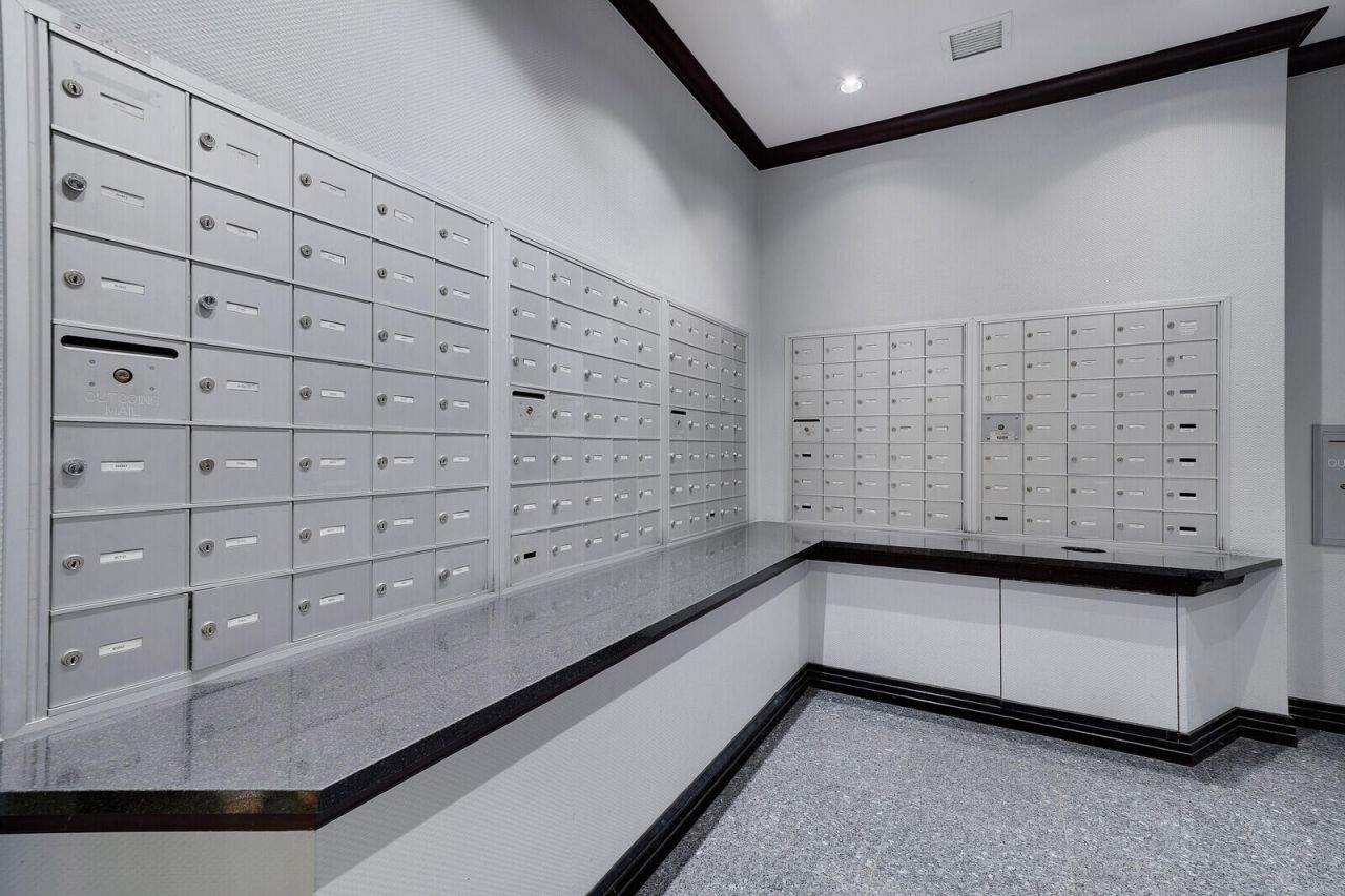 350 SE 2nd Street, Unit 860, Fort Lauderdale, FL 33301 Photo