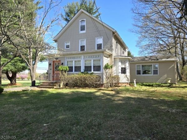 38 North Rd, Chester, NJ 07930
