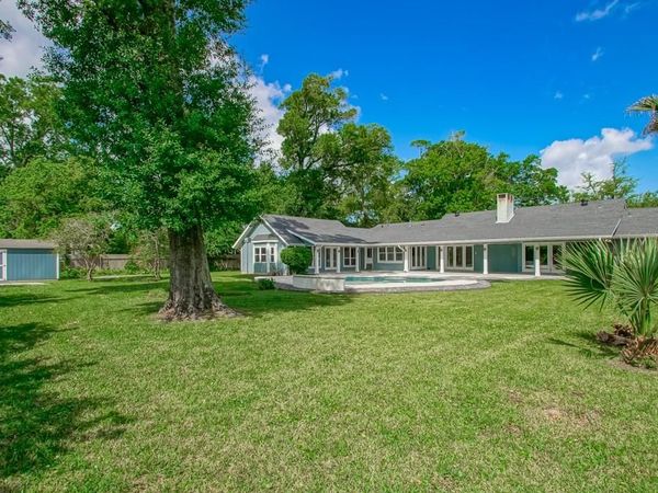 267 MIDWAY Drive , River Ridge, LA 70123