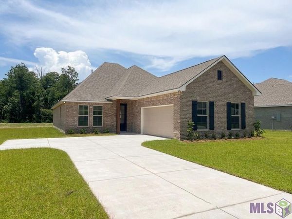 42205 Blue Bay Drive, Ponchatoula, LA 70454