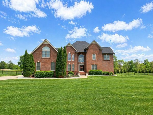 4147 Ironwood Dr , Greenbrier, TN 37073