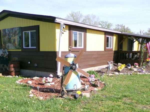 1104 VAN BUREN Avenue, Sandoval, IL 62882