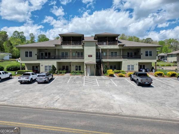 1647E Lakeview Drive, Young Harris, GA 30582