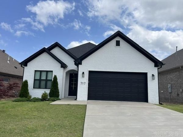 717 Wildcreek Cir, Little Rock, AR 72223