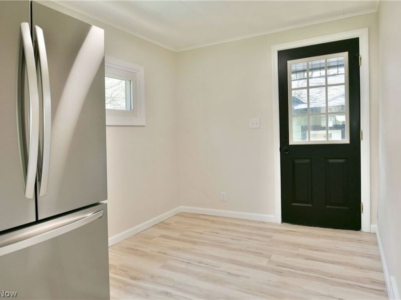 3384 Lakeside Drive, Mineral Ridge, OH 44440 Photo 14