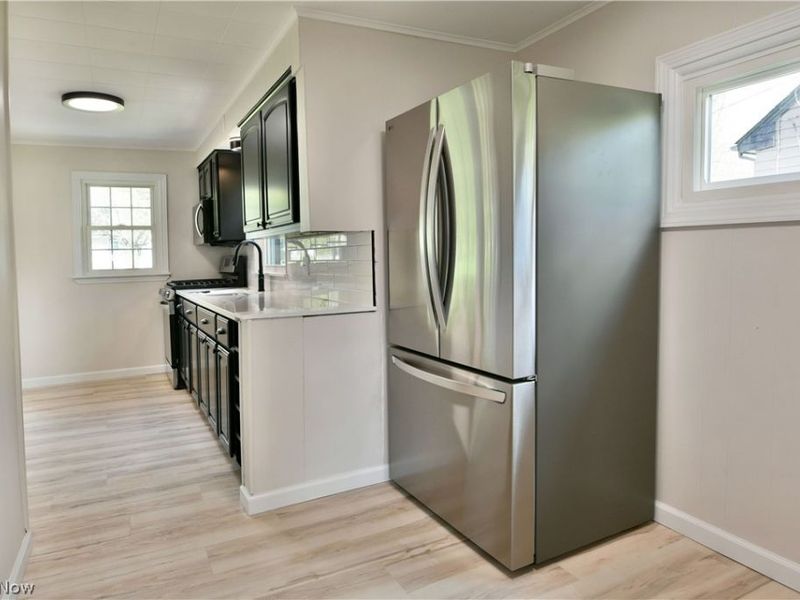 3384 Lakeside Drive, Mineral Ridge, OH 44440 Photo 15