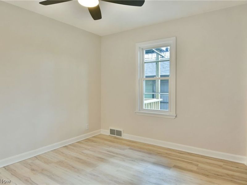 3384 Lakeside Drive, Mineral Ridge, OH 44440 Photo 18