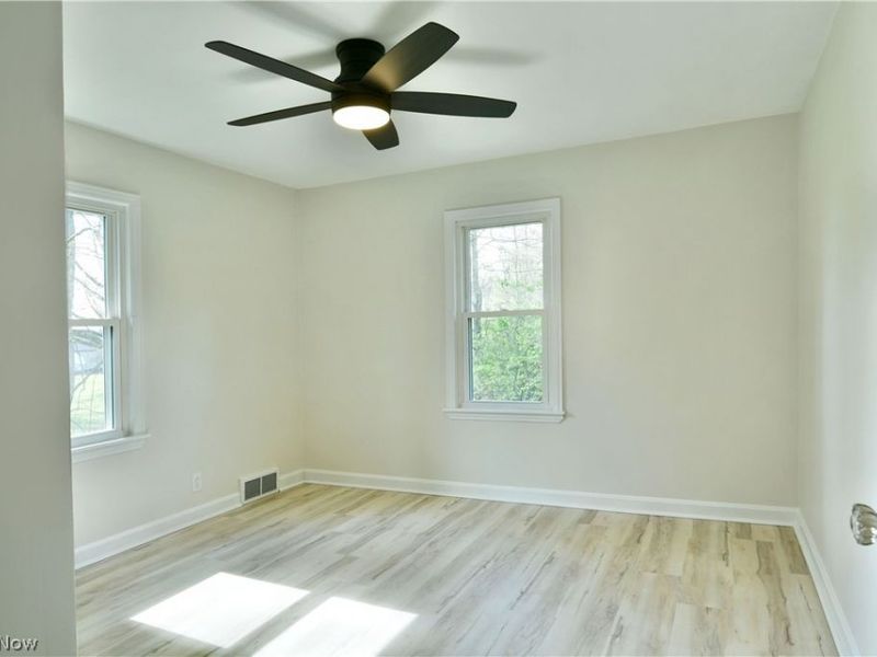 3384 Lakeside Drive, Mineral Ridge, OH 44440 Photo 26