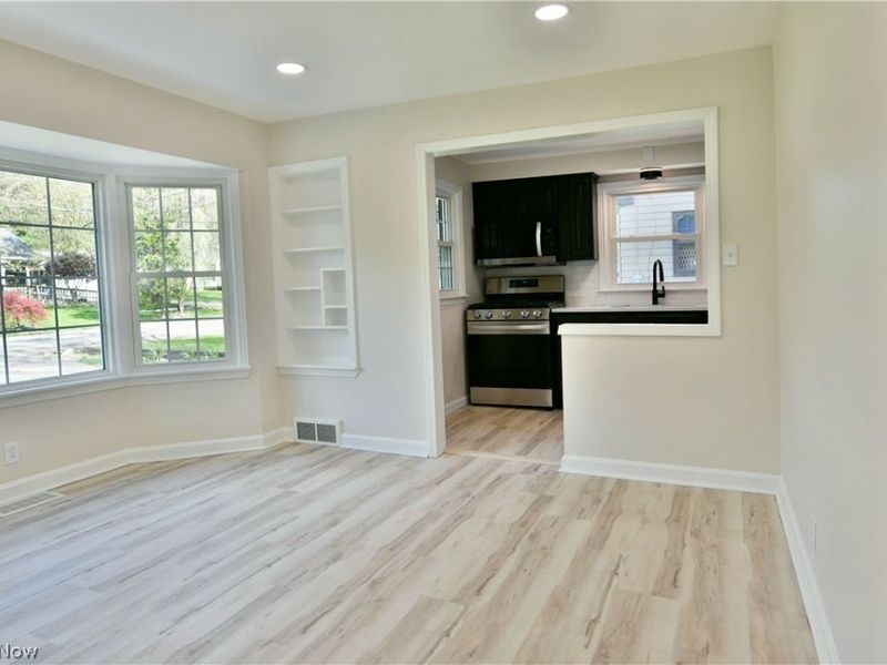 3384 Lakeside Drive, Mineral Ridge, OH 44440 Photo 6