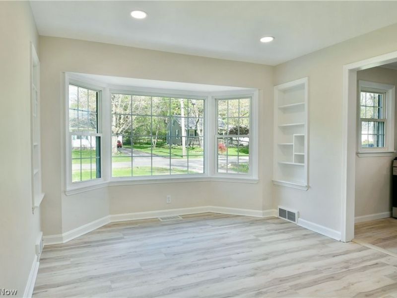 3384 Lakeside Drive, Mineral Ridge, OH 44440 Photo 7