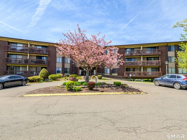 1219 Cromwell Hills, Unit 1219, Cromwell, CT 06416