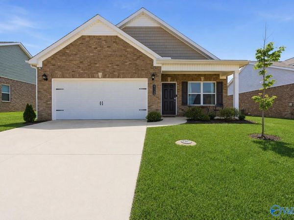 27150 Rabbit Run, Athens, AL 35613