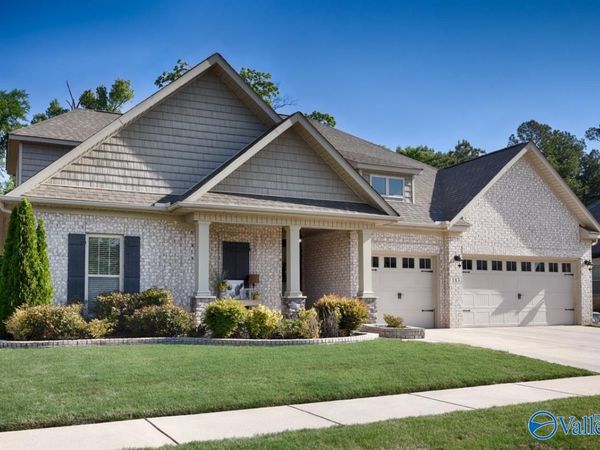 183 Fernbridge Boulevard, Madison, AL 35758