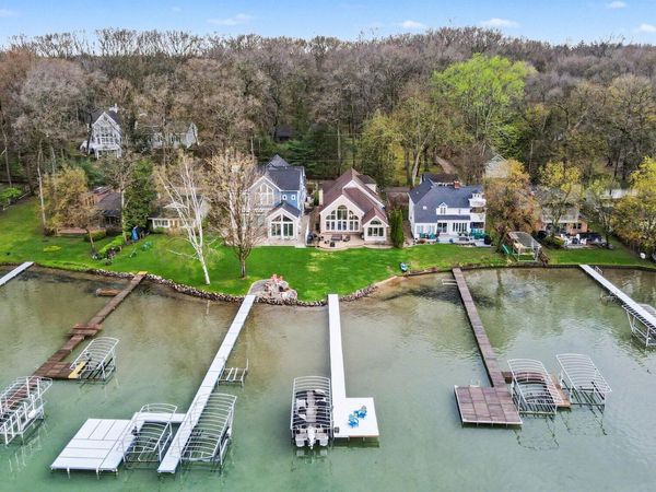 2111 Idlewild Drive, Richland, MI 49083