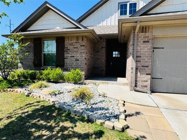 8901 Poppey Place, Yukon, OK 73099