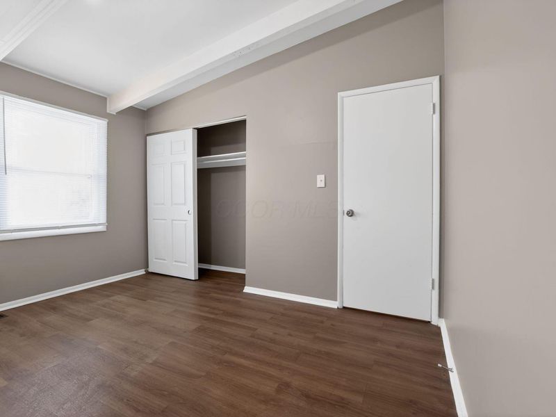 994 Sunbury Road , Columbus, OH 43219 Photo 20