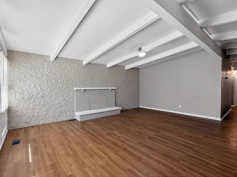 994 Sunbury Road , Columbus, OH 43219 Photo 24