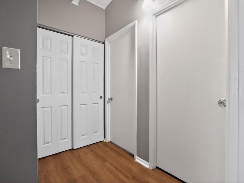 994 Sunbury Road , Columbus, OH 43219 Photo 27