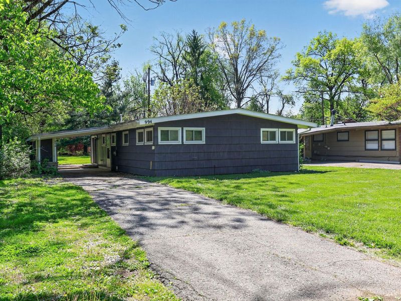 994 Sunbury Road , Columbus, OH 43219 Photo 3