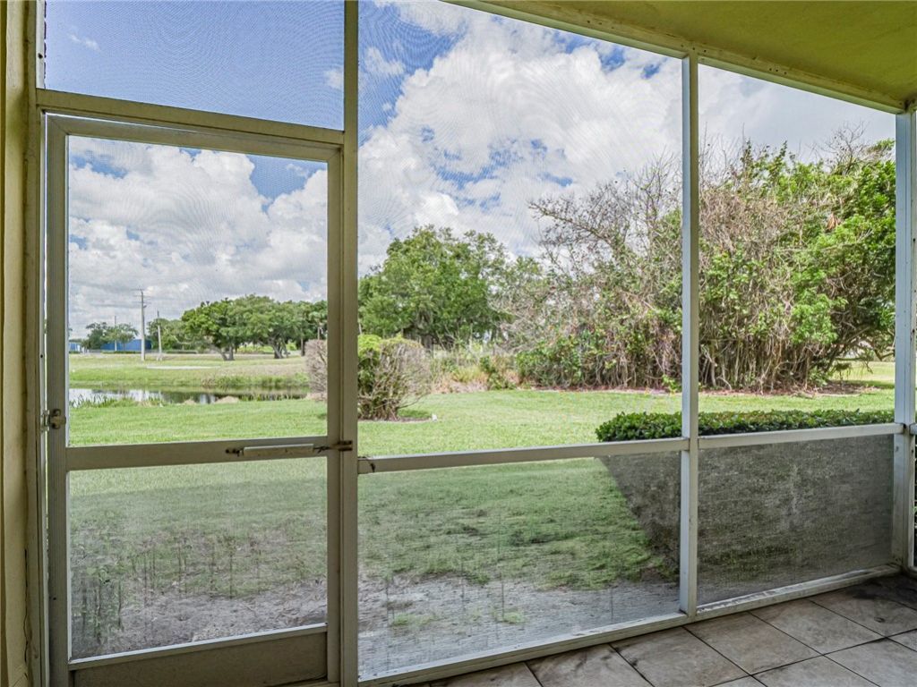 4 Vista Palm Lane, Unit 105, Vero Beach, FL 32962 Photo