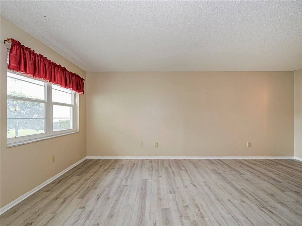 4 Vista Palm Lane, Unit 105, Vero Beach, FL 32962 Photo