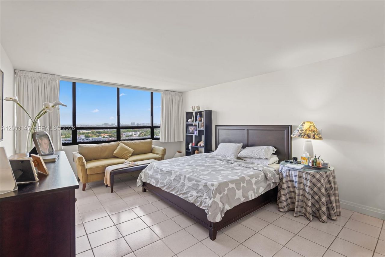 11113 Biscayne Blvd , Unit 1554, Miami, FL 33181 Photo