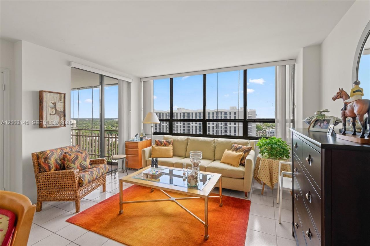 11113 Biscayne Blvd , Unit 1554, Miami, FL 33181 Photo