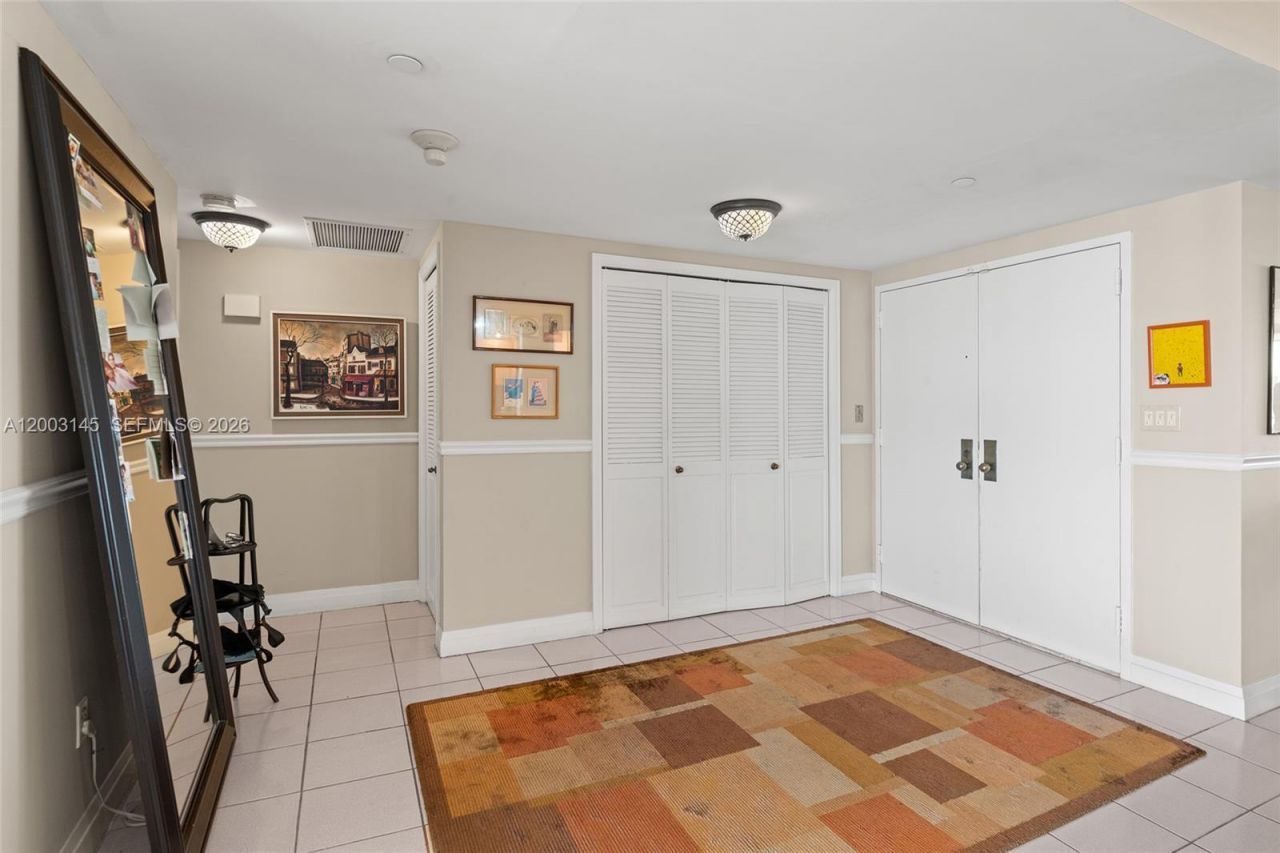 11113 Biscayne Blvd , Unit 1554, Miami, FL 33181 Photo