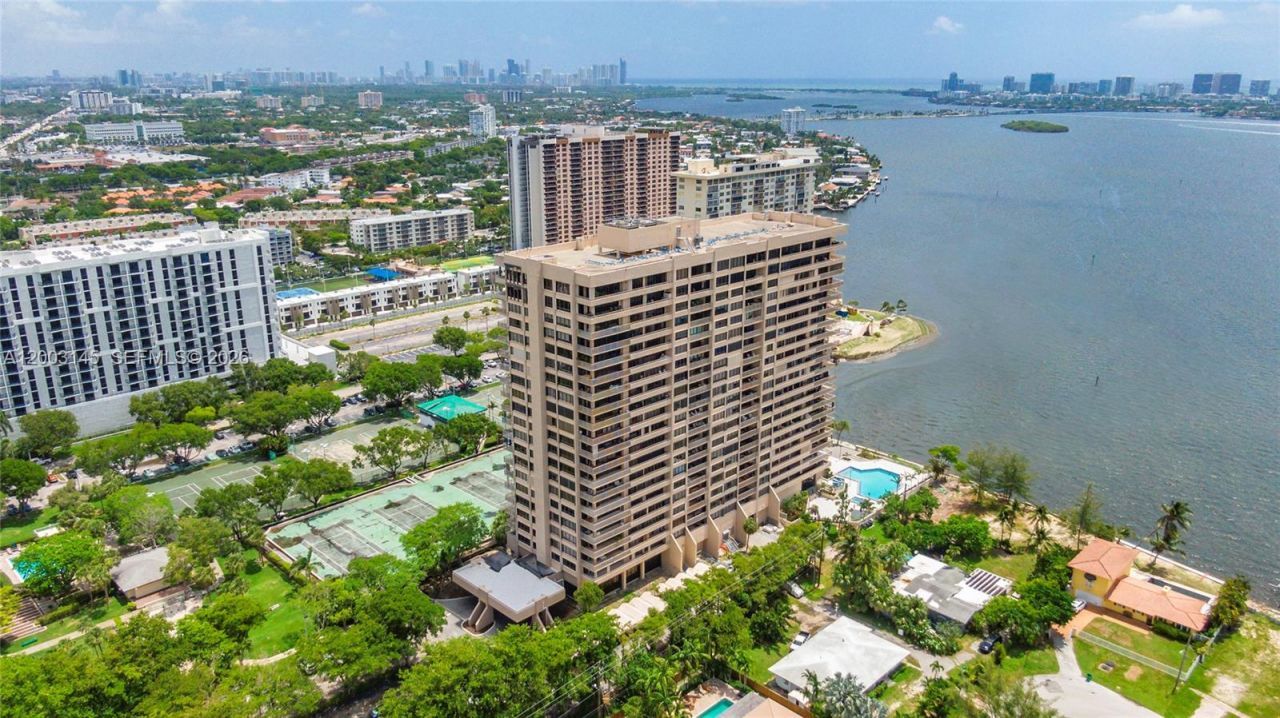 11113 Biscayne Blvd , Unit 1554, Miami, FL 33181 Photo
