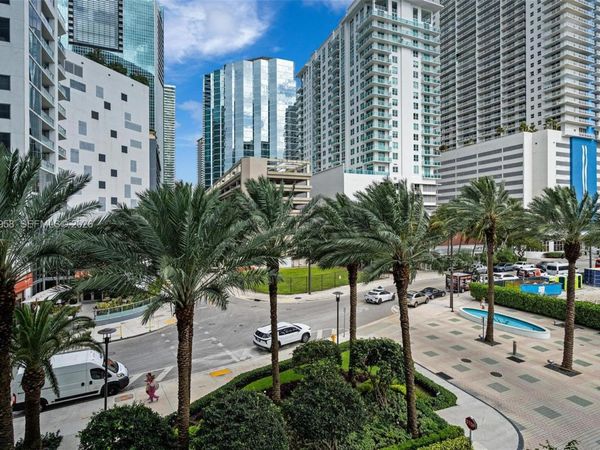 1331 Brickell Bay Dr , Unit 302, Miami, FL 33131
