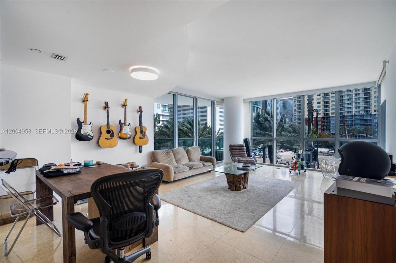 1331 Brickell Bay Dr , Unit 302, Miami, FL 33131 Photo